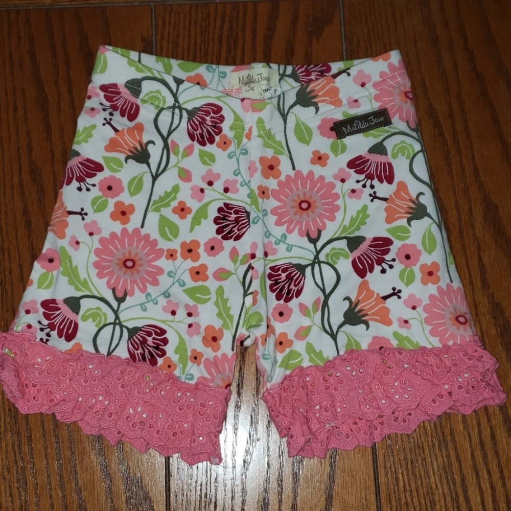 Matilda Jane flowered shorts w/ruffles